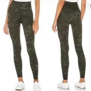 Spanx Look At‎ Me Now Camo Leggings size M